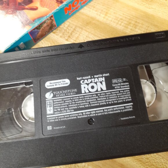 Captain Ron 1992 VHS Comedy Kurt Russell Martin Short Touchstone Disney Cult 90s - Picture 7 of 7